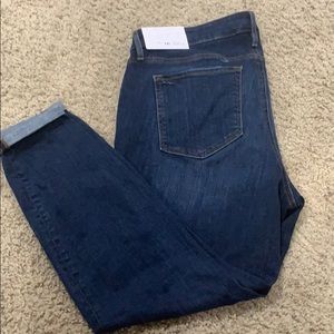 Loft Modern Skinny Crop Jeans NWT